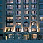 Hotel Helios By Cw Collection