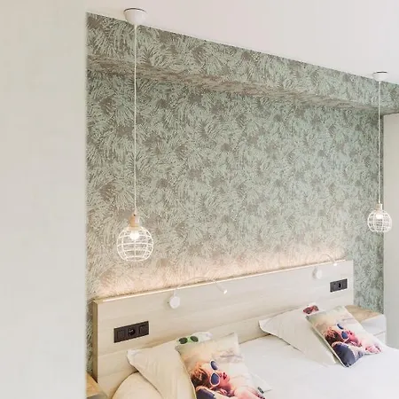 Szálloda Helios By Cw Collection