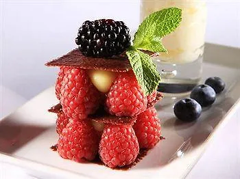 Helios By Cw Collection Szálloda