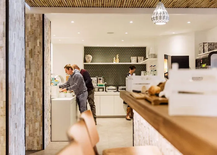 Helios By Cw Collection Hotel 3*