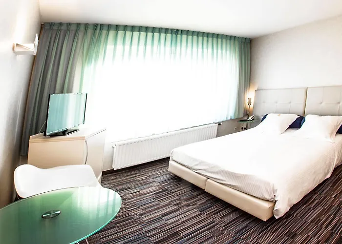 Helios By Cw Collection Hotel 3*